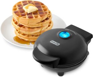 DASH Mini Waffle Maker (Black)