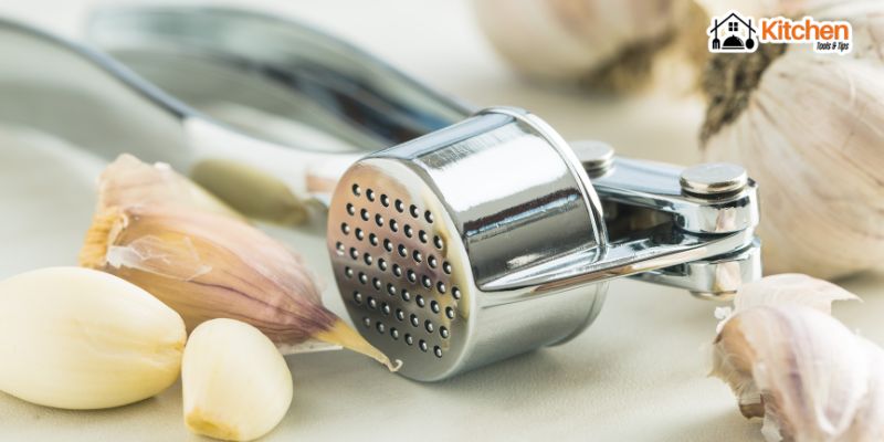 Garlic Press Uses and Cleaning Tips